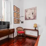 Διαμέρισμα Colosseum Home-zeno 32 *