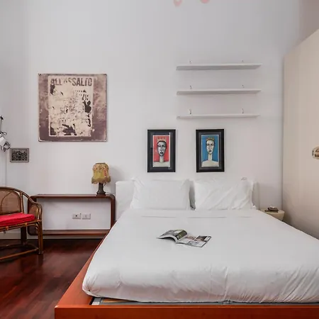 Colosseum Home-zeno 32 Apartment